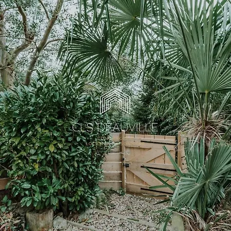 بيت للعطل Bois Corail Maison De Jardin, Vue & *