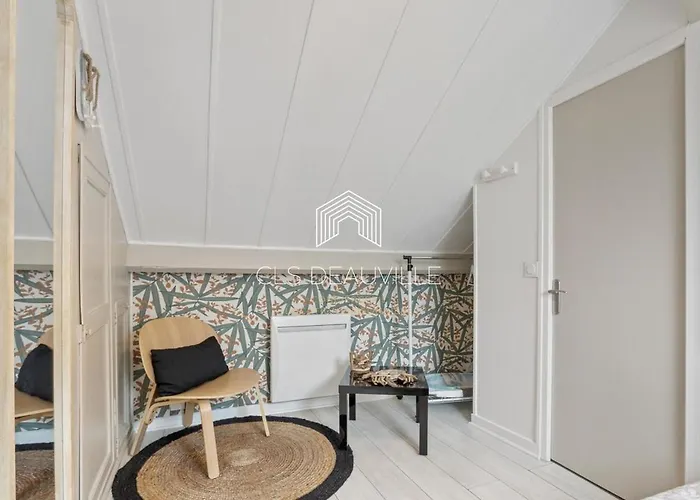 Bois Corail Maison De Jardin, Vue &