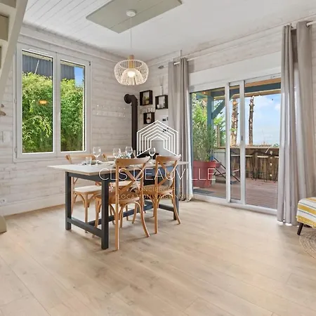 Bois Corail Maison De Jardin, Vue & *