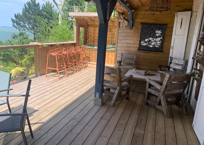 Bois Corail Maison De Jardin, Vue & *