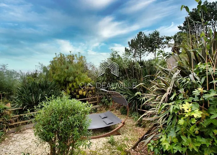 Bois Corail Maison De Jardin, Vue & Casa vacanze