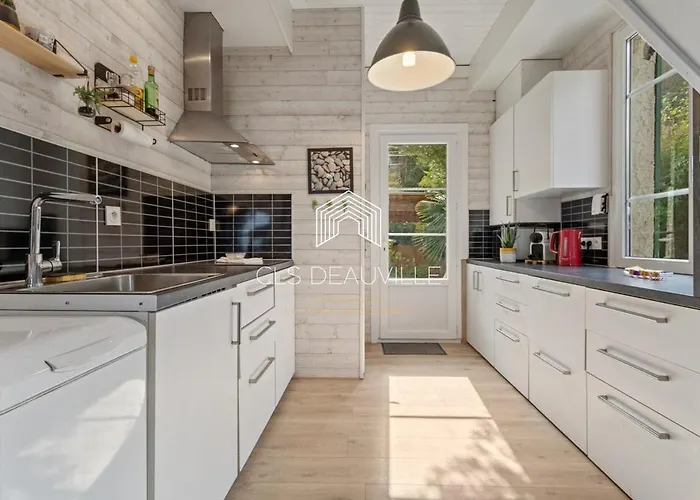 Bois Corail Maison De Jardin, Vue &